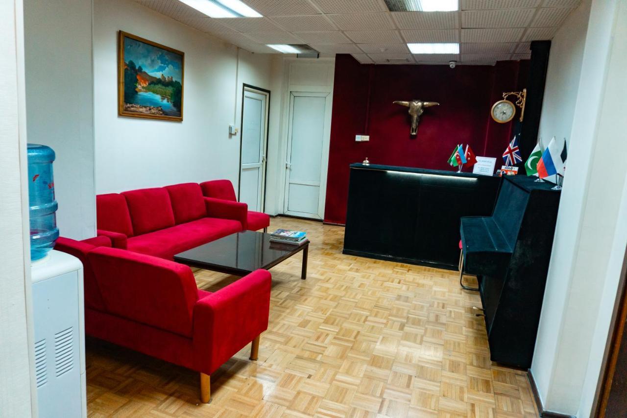 White Horse Hotel Baku Bagian luar foto