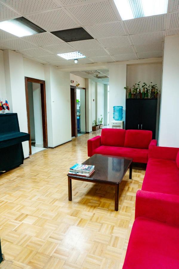 White Horse Hotel Baku Bagian luar foto