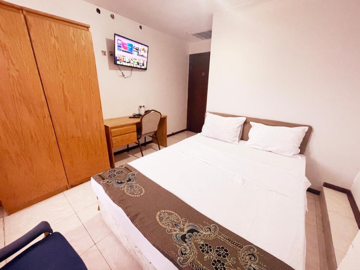 White Horse Hotel Baku Bagian luar foto